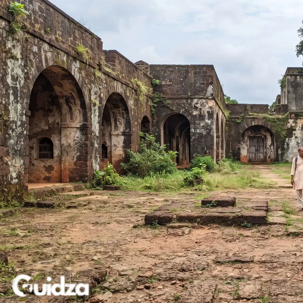 Karnataka: Mirjan Fort Exploration with Transfers 4