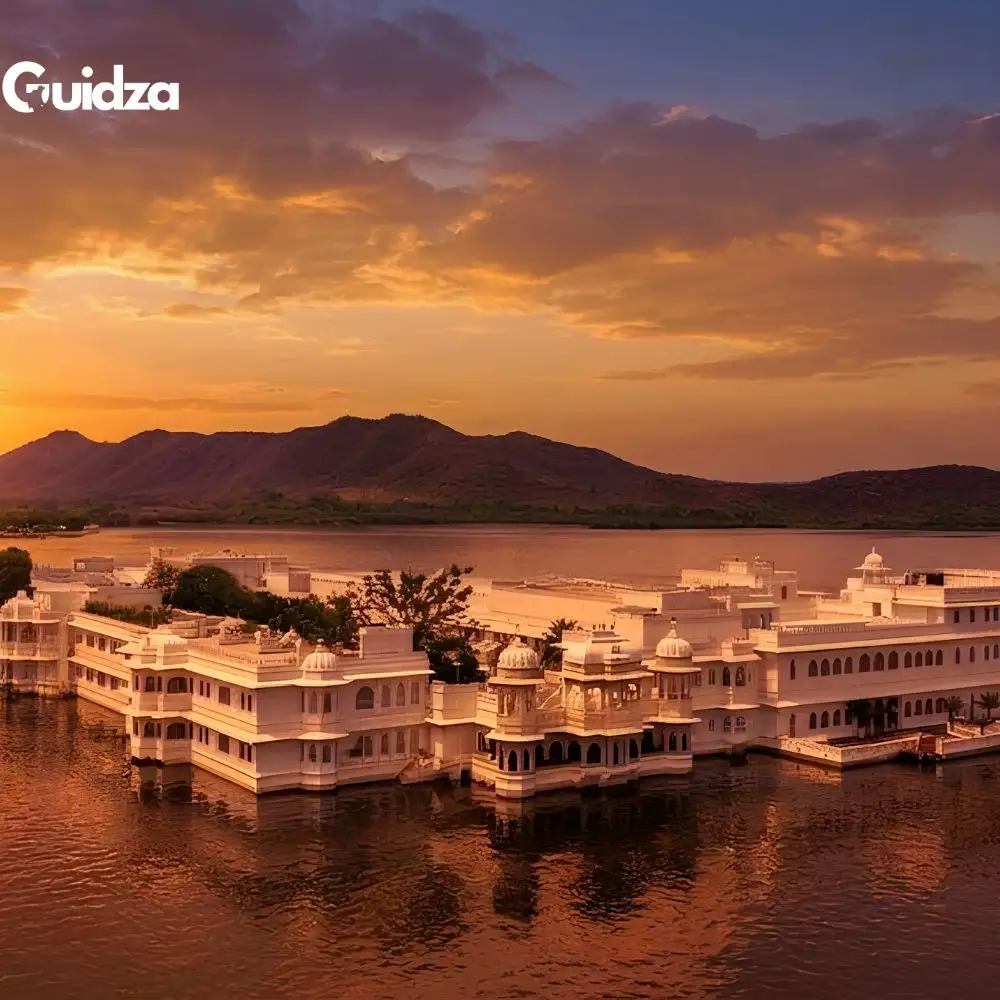 Udaipur: Private & Premium Boat Ride at Lake Pichola with Transfers 5