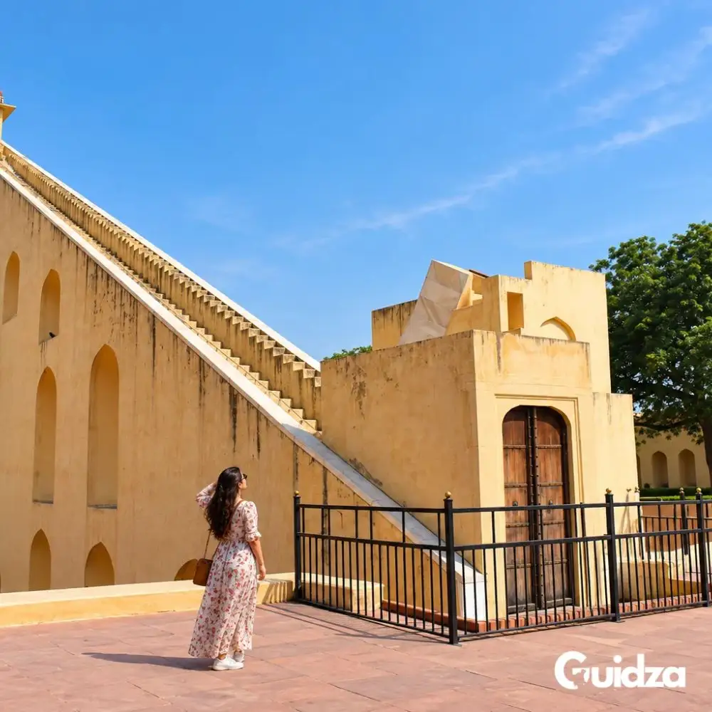 Jaipur: Jantar Mantar Guided Tour with Transfers 2