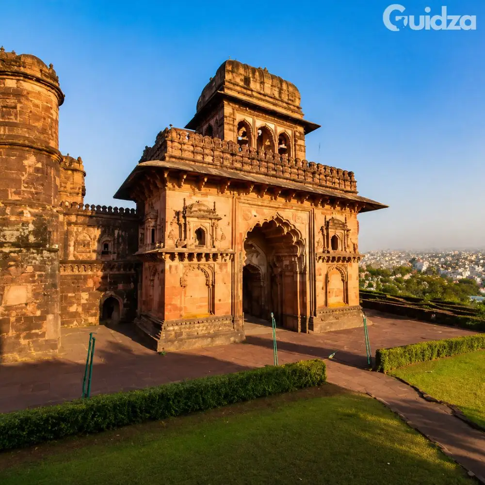 Maharashtra: Pune Heritage, Culture & Spiritual Highlights Private City Tour with Transfers 3